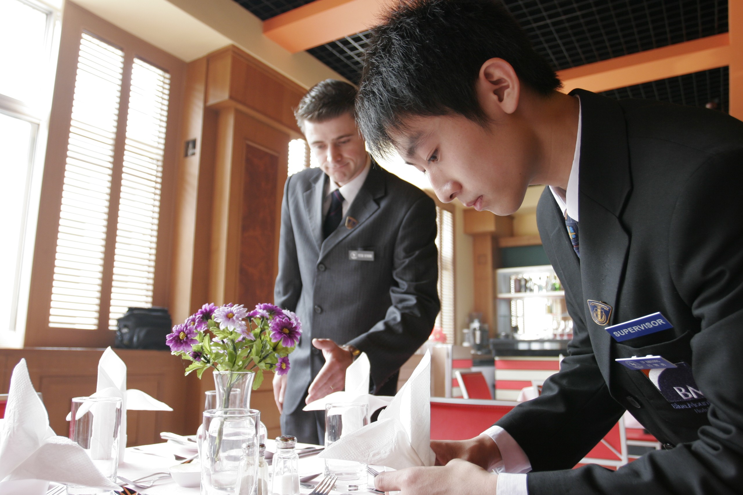 重磅炸彈 加拿大政府啟動全球技能戰略，酒店管理教育迎來新機遇